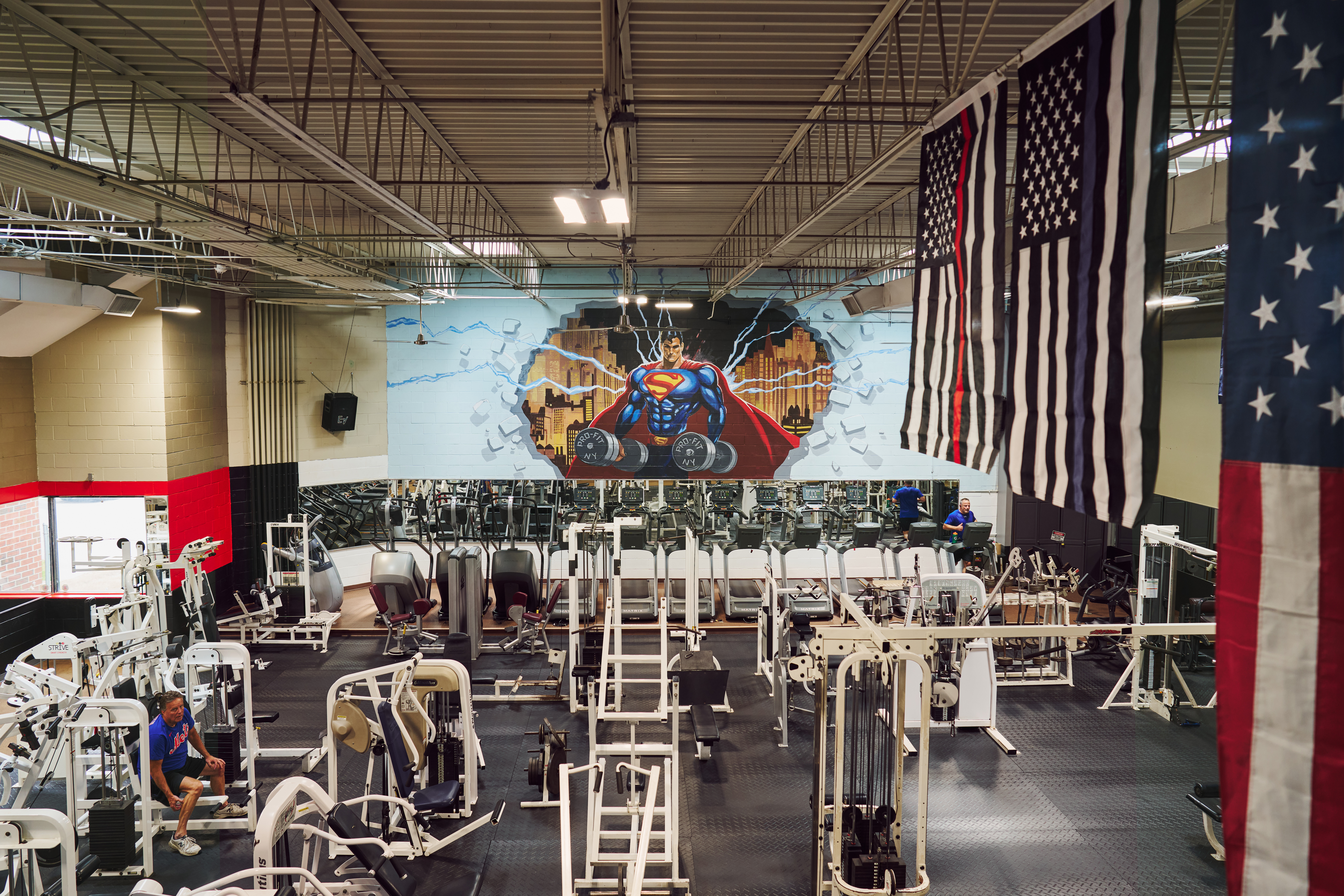 DSC08668 pro-fit gym ronkonkoma with superman painted collage